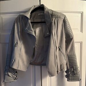 Women’s Jacket Ivory and Chain
